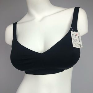 Lululemon Like Nothing Bra Sports Black 32…
